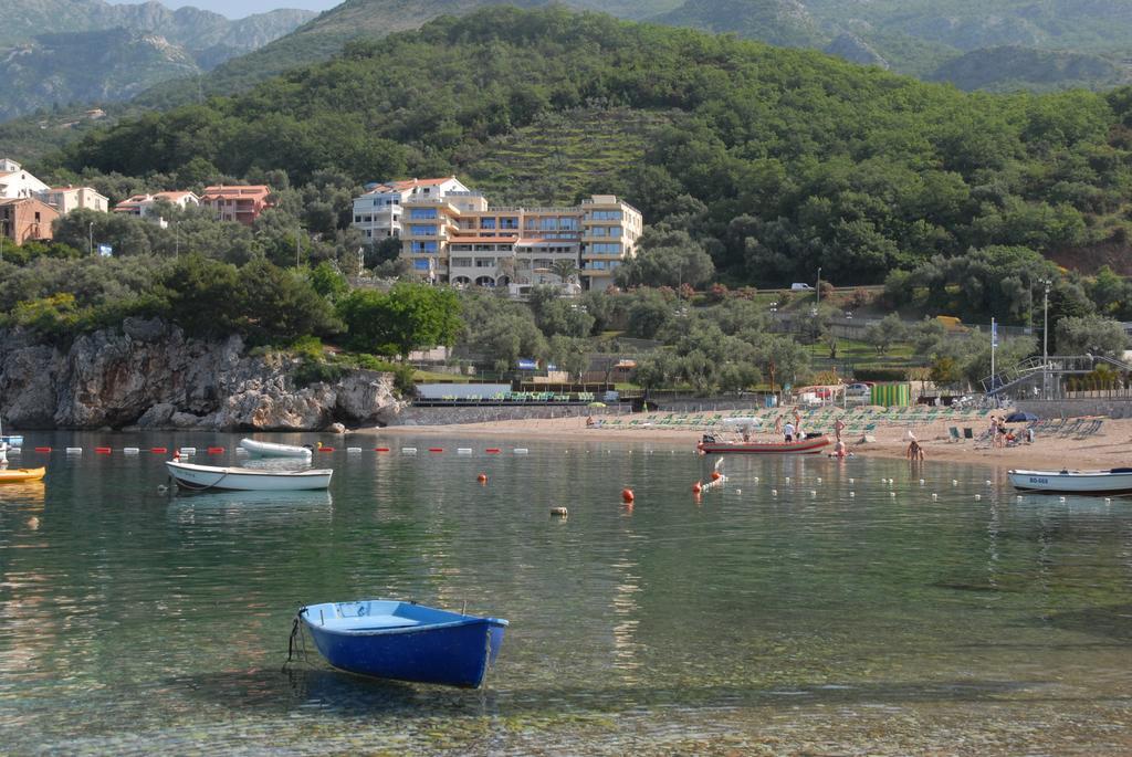Apartments Rino Lux Sveti Stefan Extérieur photo